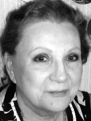 62obvsrmt9wp-elena-demidova.jpg