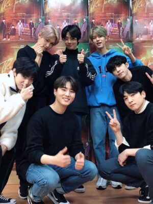 dqfnc43lcdbf-stray-kids.jpg