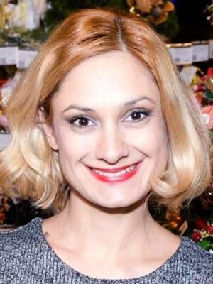 fm2nvskj17gw-karina-mishulina.jpg