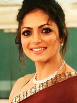 gva5f1xvhbkd-drashti-dkhami.jpg