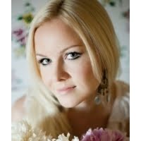 Анна Леонова