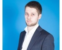 Александр Овчаров