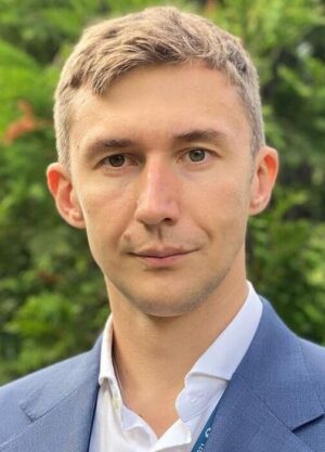 oxs7e6wqaz9f-sergei-kariakin.jpg