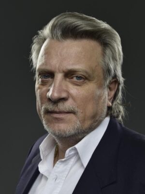 uhouepnqngzi-vladimir-kuznetsov.jpg