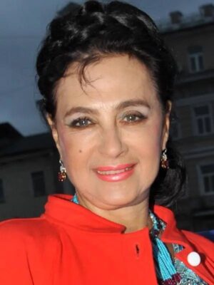 uuyax577ciqx-irina-viner.jpg