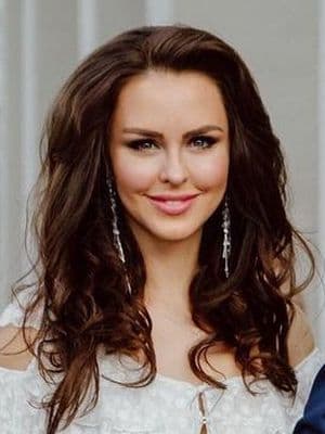 w8fo7ompa0h3-alena-bikkulova.jpg