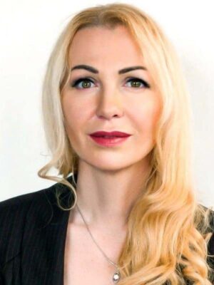 wxgozxbrcerk-kseniia-chernova.jpg
