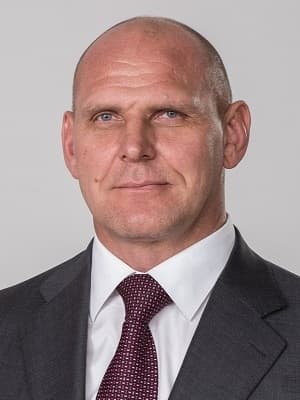 ypf69ufetjyx-aleksandr-karelin.jpg