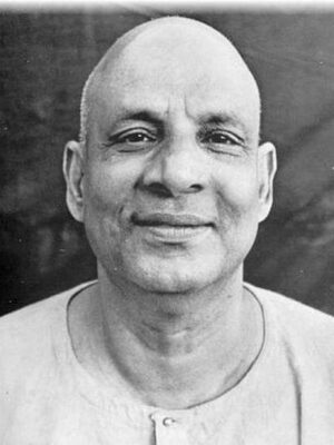 6zopy80wc1o5-svami-shivananda.jpg