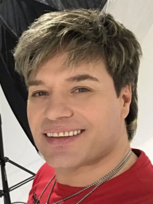 bflmgkbxwbgy-viacheslav-zherebkin.png