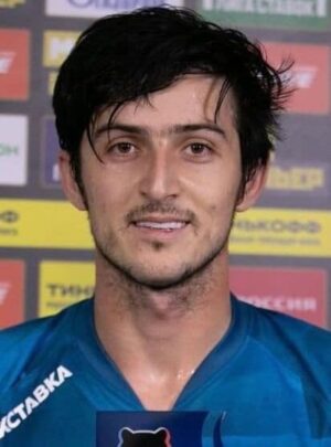 hi6lau70fd9f-serdar-azmun.jpg