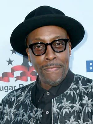im7xd8gaybs1-arsenio-kholl.jpg