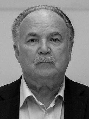 kinqcxi8wyn8-nikolai-gubenko.jpg