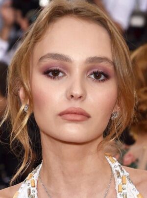 m6lloorzjoxx-lili-rouz-depp.jpg