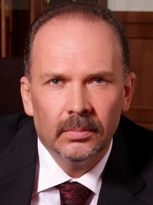 olh47ko49vn0-mikhail-men.jpg