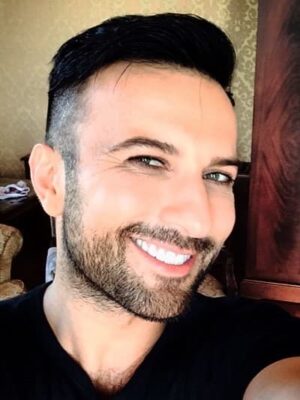 qpvlsj6epdfh-tarkan.jpg