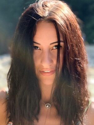 r7ki8ib0id2s-iana-egorian.jpg