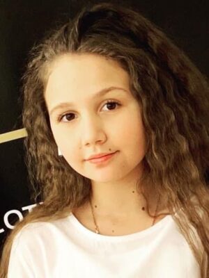uirvno5n151b-olesia-kazachenko.jpg