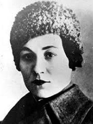 amujnna9ol9s-mariia-oktiabrskaia.jpg