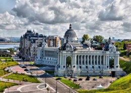 Какая численность населения в Казани на 2021 год?