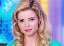 Какая биография ведущей «Утро России» Елены Николаевой?