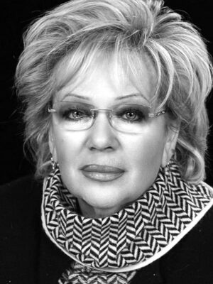 sqxeg2o6hmqy-galina-volchek.jpg